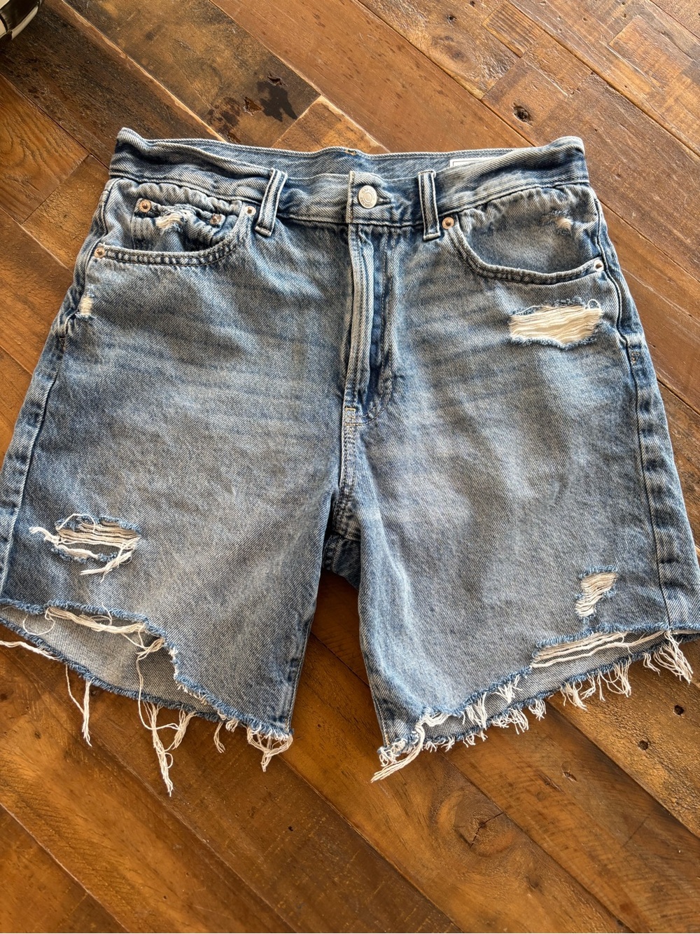 Gap Denim Shorts. Size 28